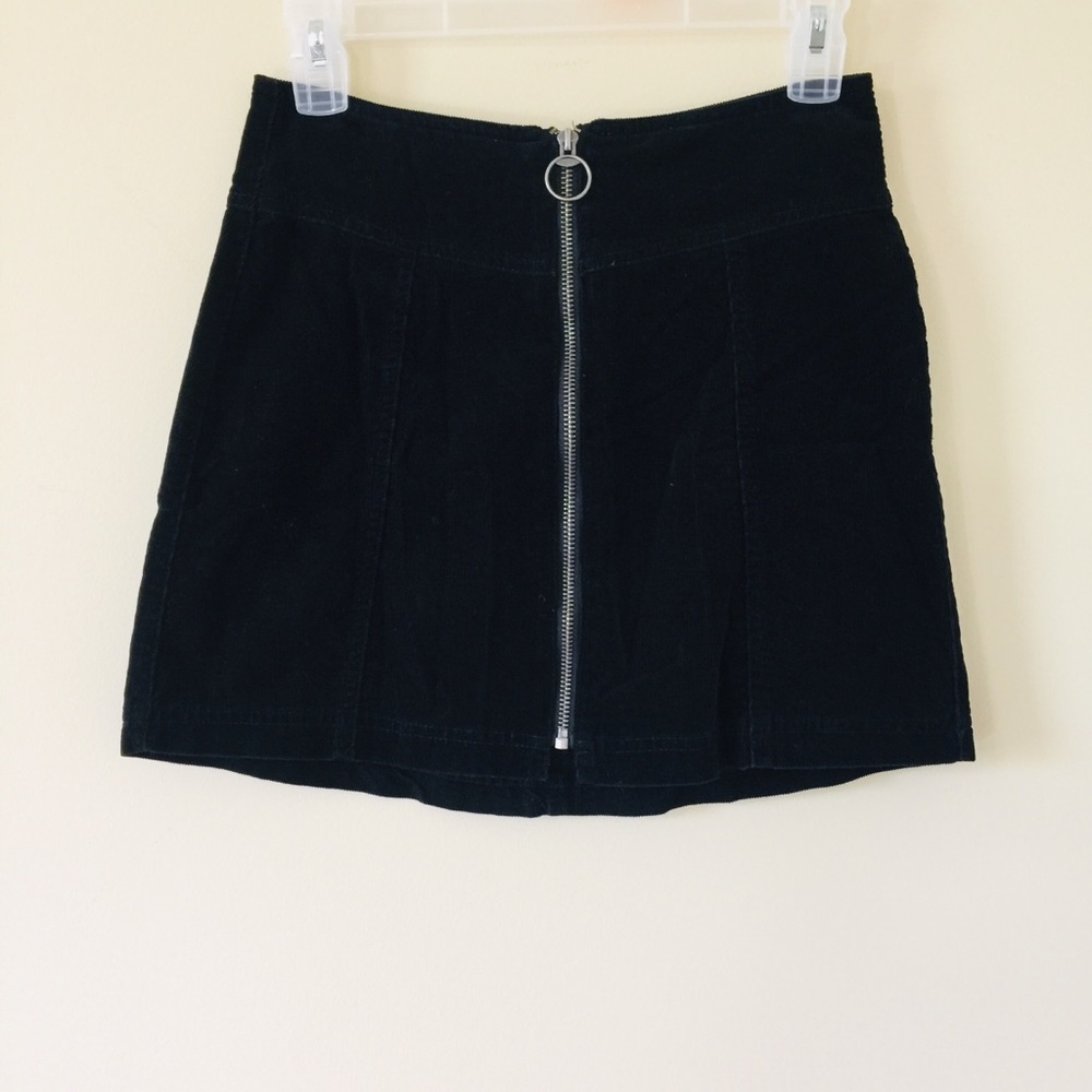 F21 Black Corduroy Zip Front Mini Skirt | 24 - Picture 2 of 6